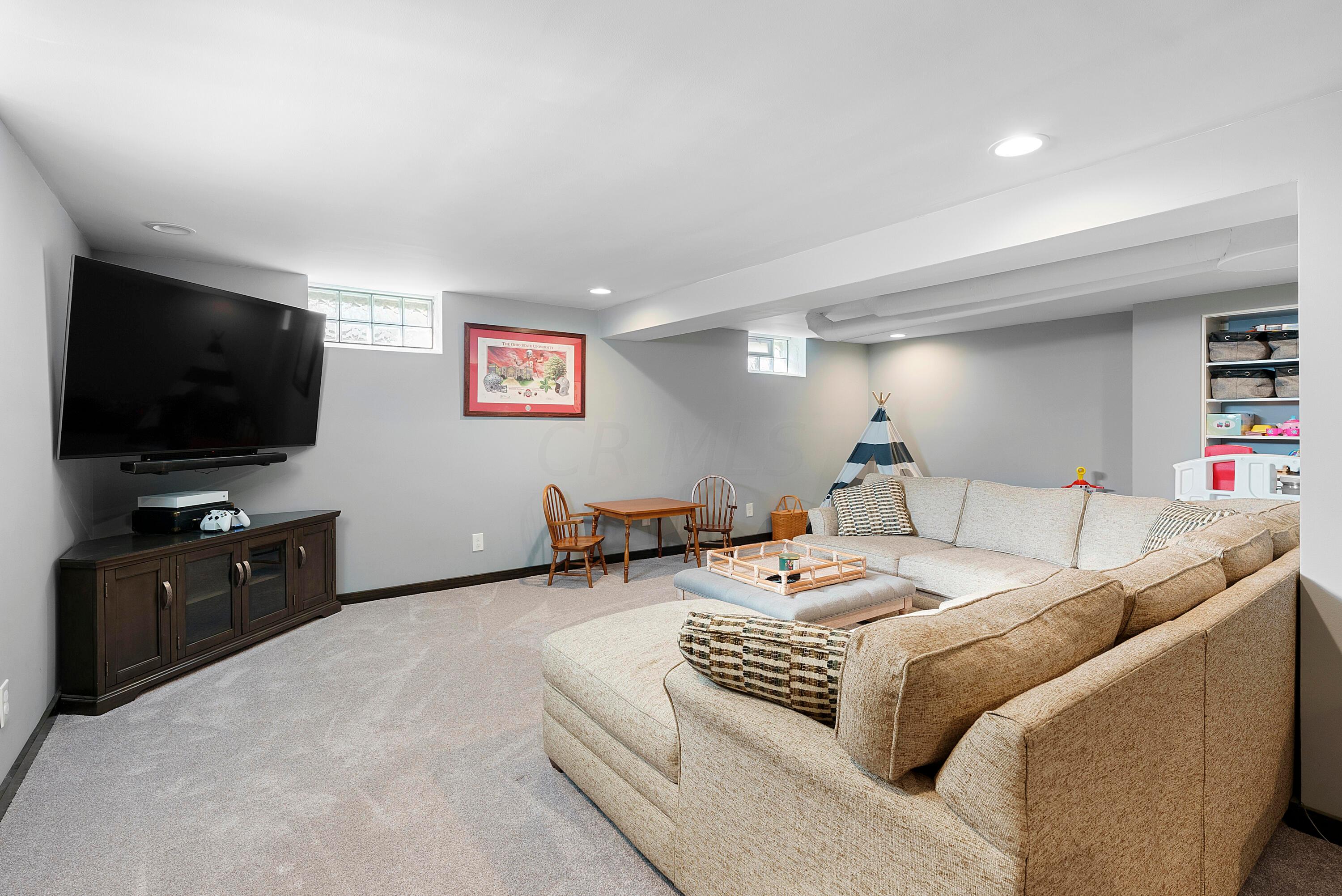 2673 Woodstock Road Columbus, OH 43221 - Photo 22 of 37 DSC08705
