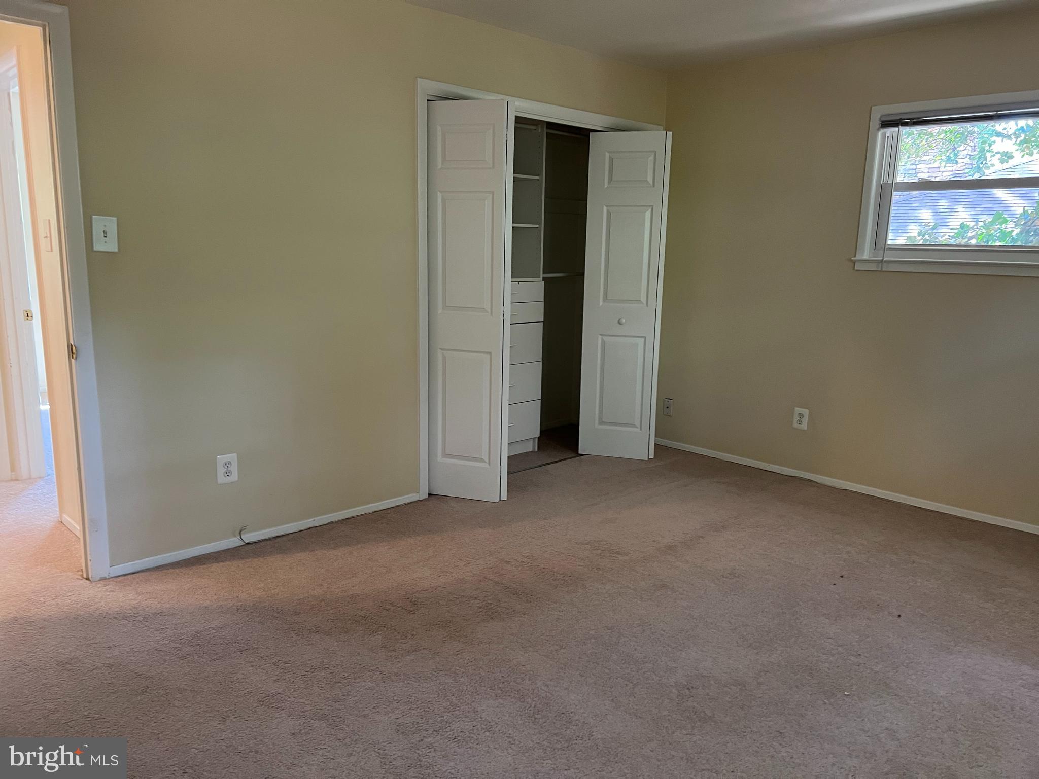 5626 Heming Avenue Springfield, VA 22151 - Photo 26 of 53 a view of an empty room with a window