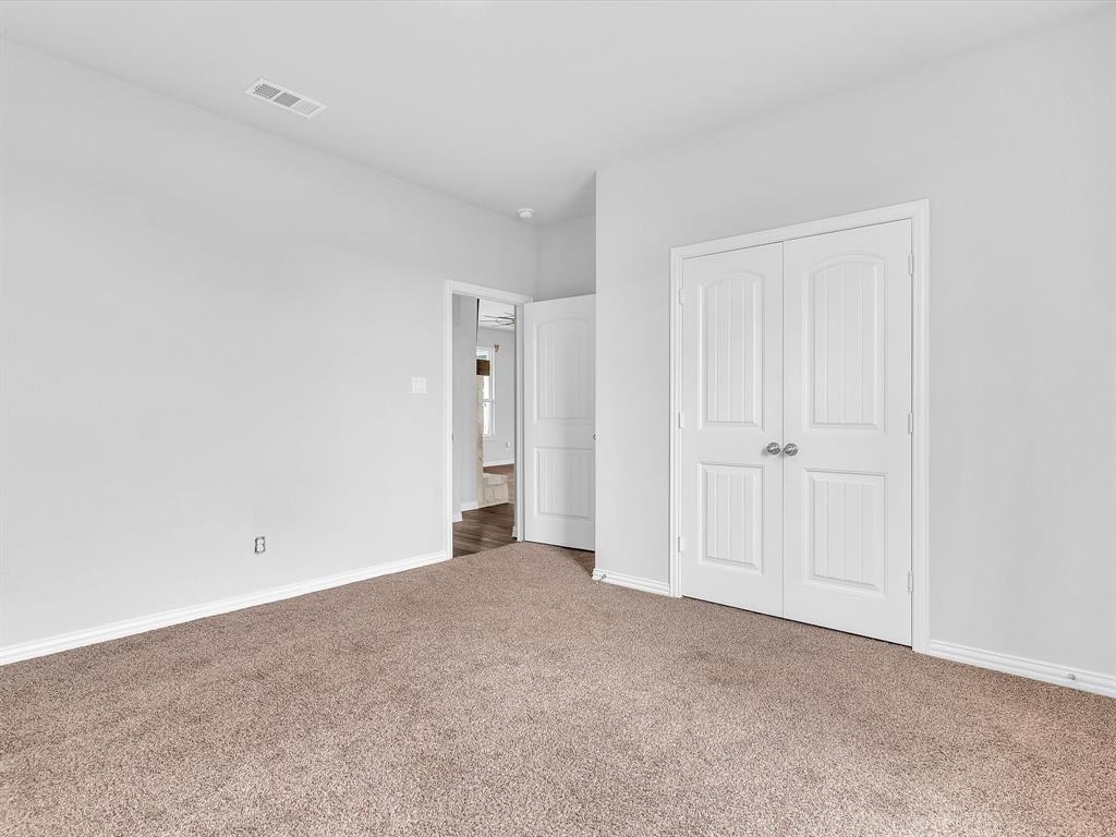 1013 Northern Oaks Court Springtown, TX 76082 - Photo 20 of 25