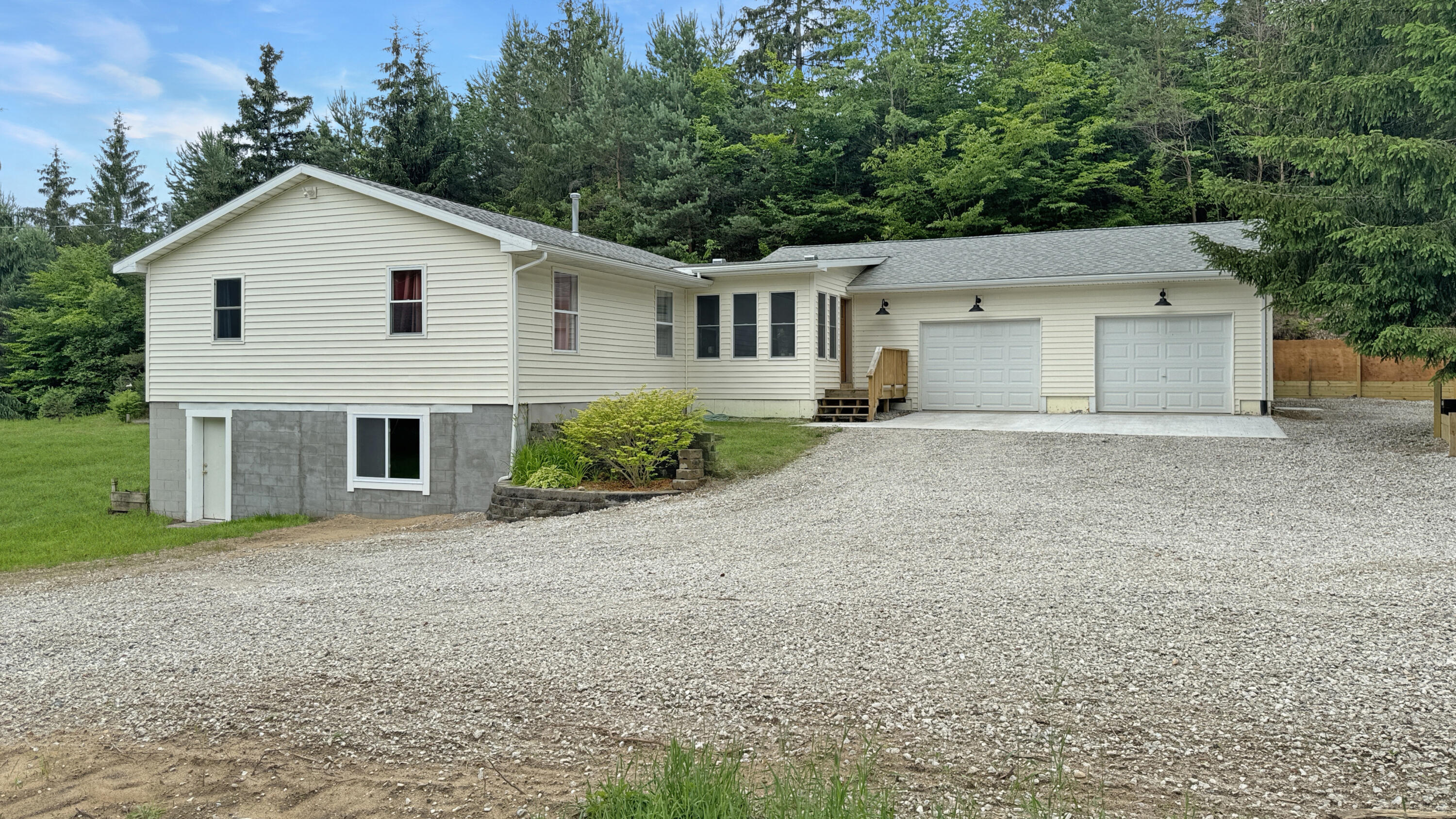 1844 East 28 Road Cadillac, MI 49601 - Photo 1 of 48 Greg Bosscher (17)