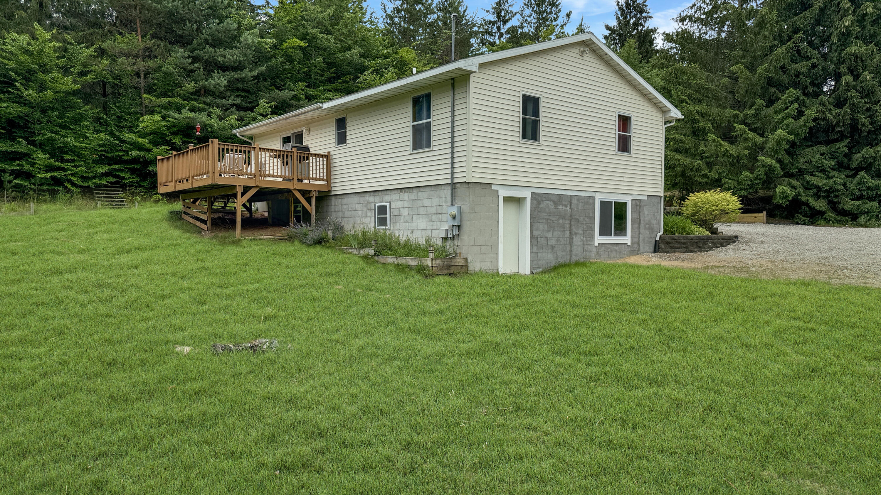 1844 East 28 Road Cadillac, MI 49601 - Photo 5 of 48 Greg Bosscher (40)