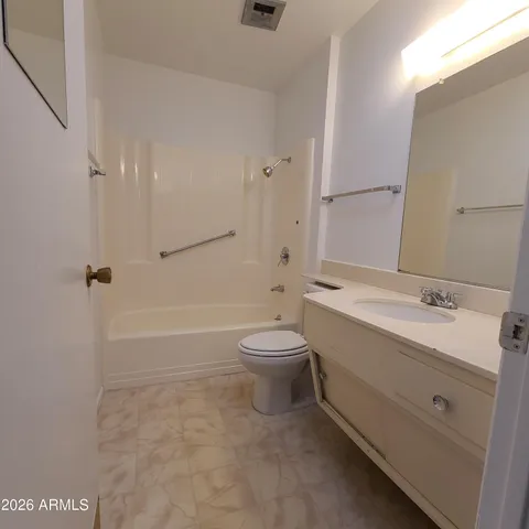 $135,000 | 9245 North 111th Avenue, Sun City, AZ 85351