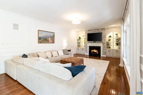 $749,000 | 108 Bear Island Parkway, Zion Crossroads, VA 22942