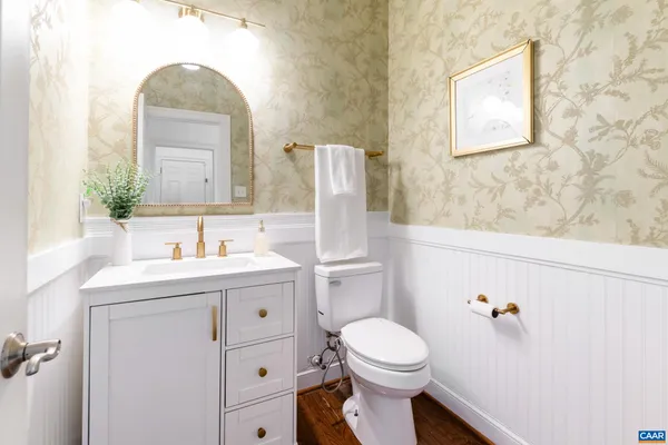 $749,000 | 108 Bear Island Parkway, Zion Crossroads, VA 22942