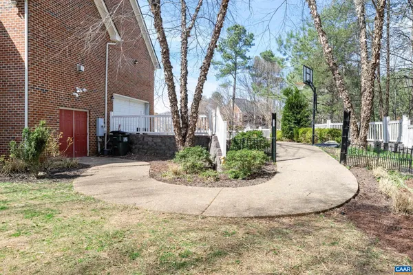 $749,000 | 108 Bear Island Parkway, Zion Crossroads, VA 22942