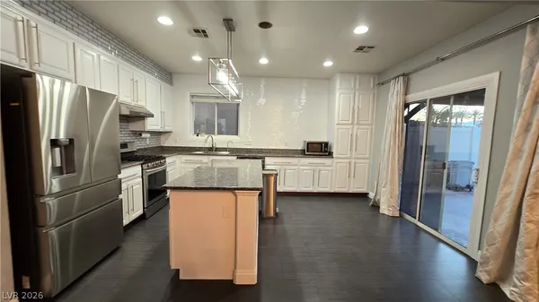 $2,500 | 7310 Rocky Gorge Court, Las Vegas, NV 89113
