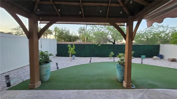$2,500 | 7310 Rocky Gorge Court, Las Vegas, NV 89113