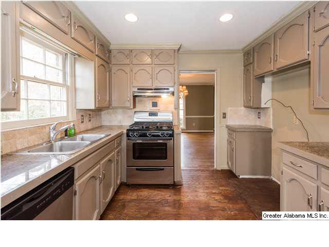 3637 Spring Valley Road Mountain Brook, AL 35223 - Photo 11 of 32