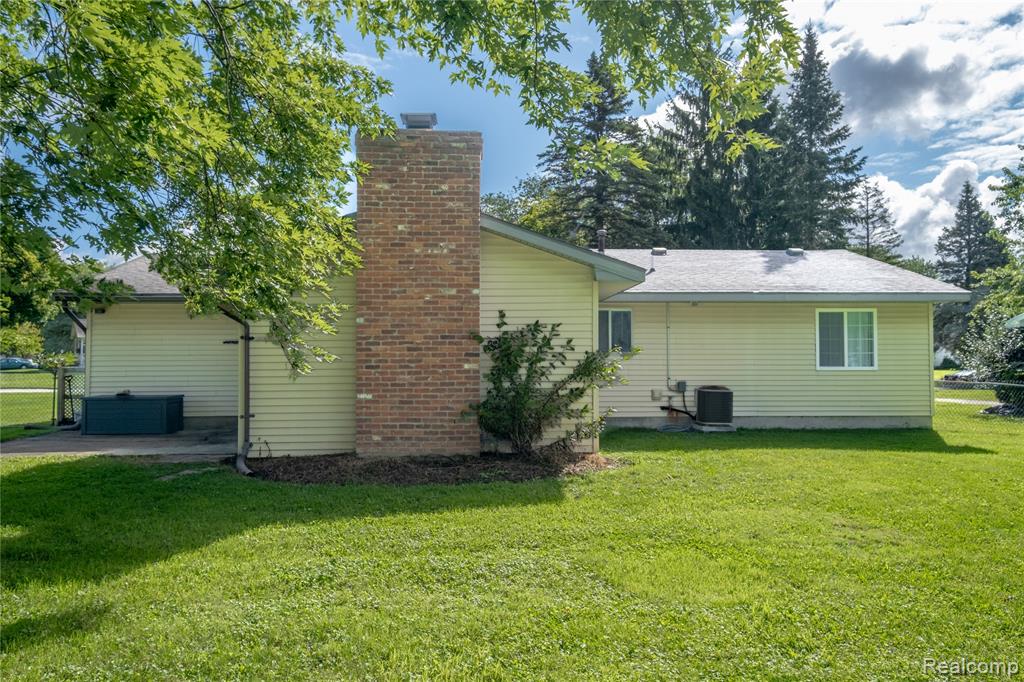 5482 Liberty Bell Road Grand Blanc, MI 48439 - Photo 17 of 18 Gallery Image 17