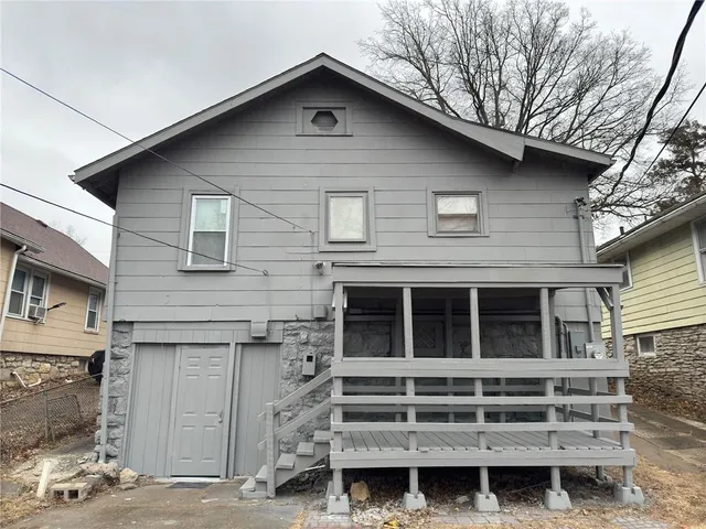 $114,900 | 3422 Jackson Avenue, Kansas City, MO 64128