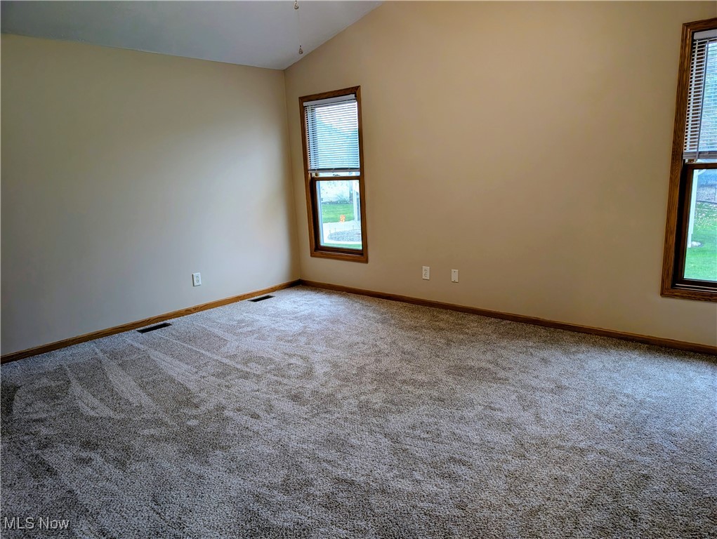 2464 Hazelnut Road Ravenna, OH 44266 - Photo 18 of 27 Gallery Image 18