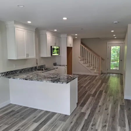 $515,500 | 5 Apex Drive, Unit 1, Westbrook, ME 04092