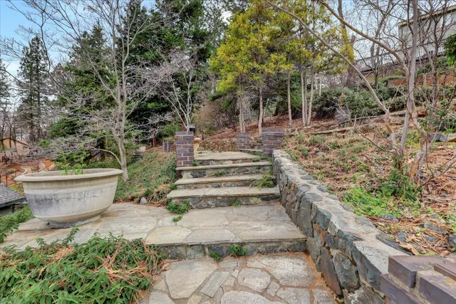 $659,900 | 124 Ruby Ledge Court, Grass Valley, CA 95945