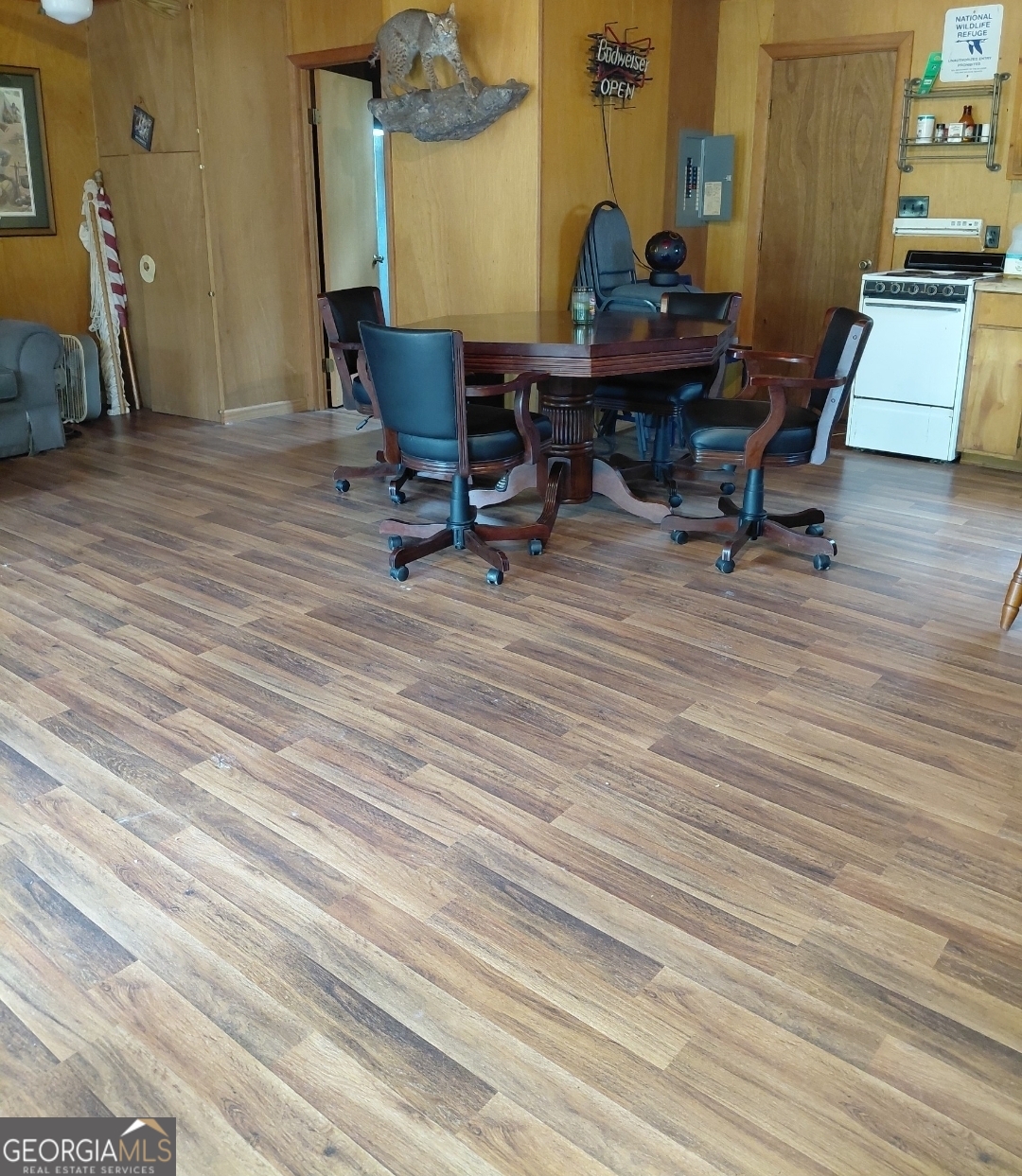779 Ralph Davis Road, Unit 1 LAND LOT Folkston, GA 31537 - Photo 15 of 28 a living room filled with furniture and a table