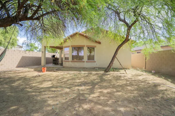 $2,195 | 9377 West Milkweed Loop, Phoenix, AZ 85037