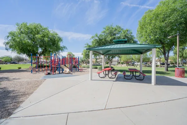 $2,195 | 9377 West Milkweed Loop, Phoenix, AZ 85037