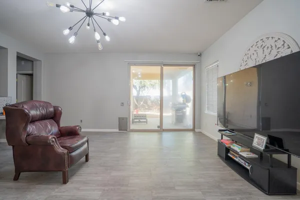 $2,195 | 9377 West Milkweed Loop, Phoenix, AZ 85037