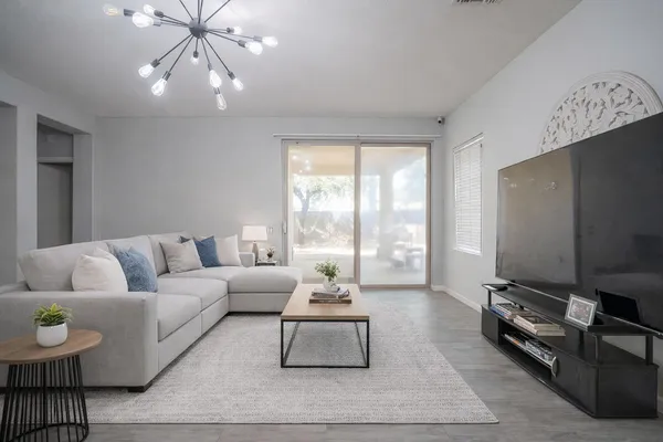 $2,195 | 9377 West Milkweed Loop, Phoenix, AZ 85037