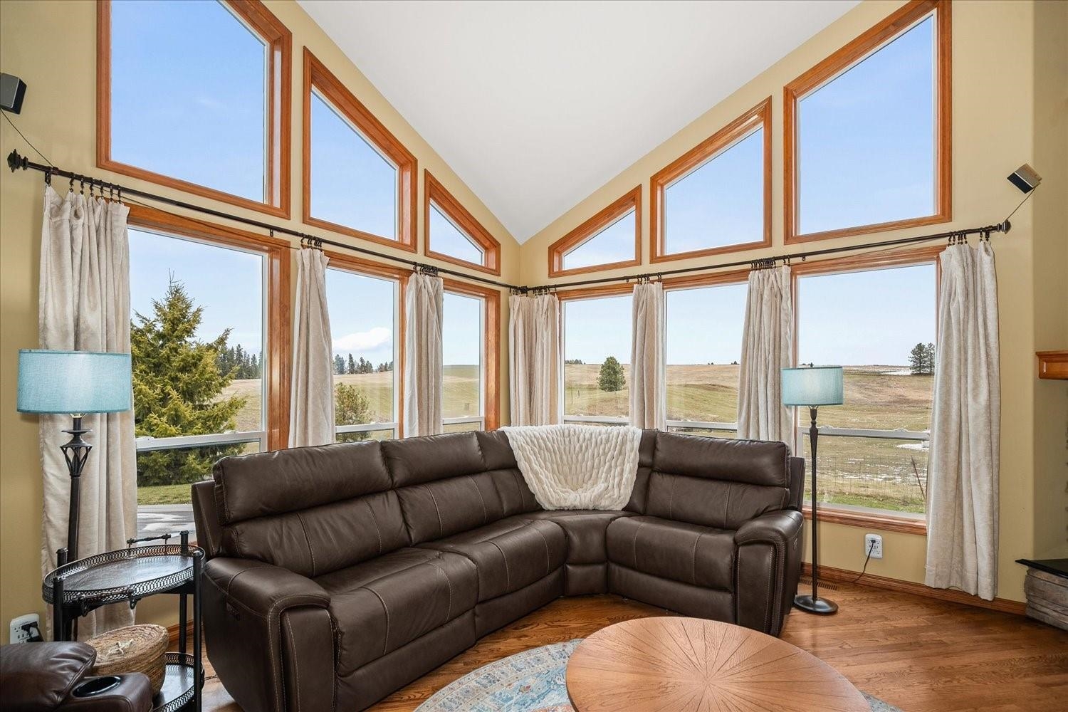 7303 East Bigelow Gulch Road Spokane, WA 99217 - Photo 2 of 50