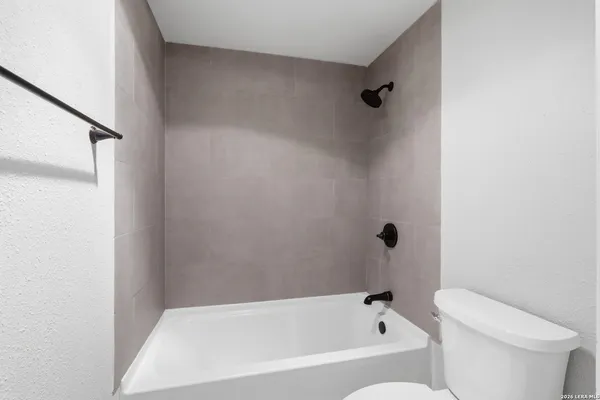 $249,500 | 3678 Hidden Drive, Unit 902, San Antonio, TX 78217