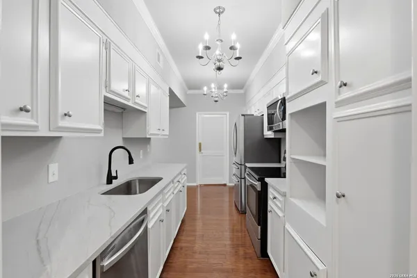 $249,500 | 3678 Hidden Drive, Unit 902, San Antonio, TX 78217