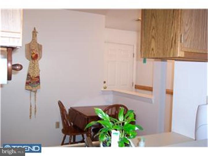 110 Pinewood Drive Hamilton, NJ 08690 - Photo 7 of 13 Gallery Image 7