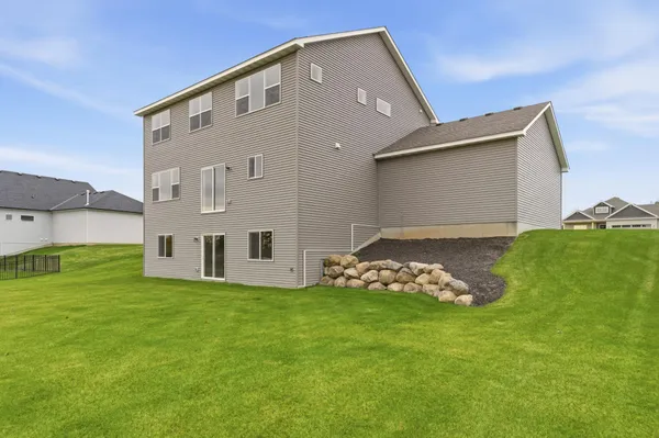 $589,900 | 24035 187th Street Northwest, Big Lake, MN 55309