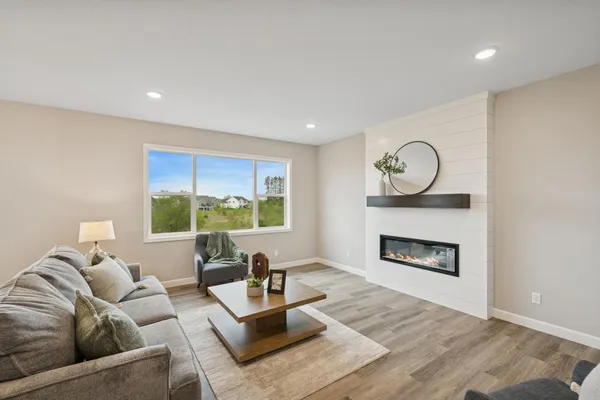 $589,900 | 24035 187th Street Northwest, Big Lake, MN 55309