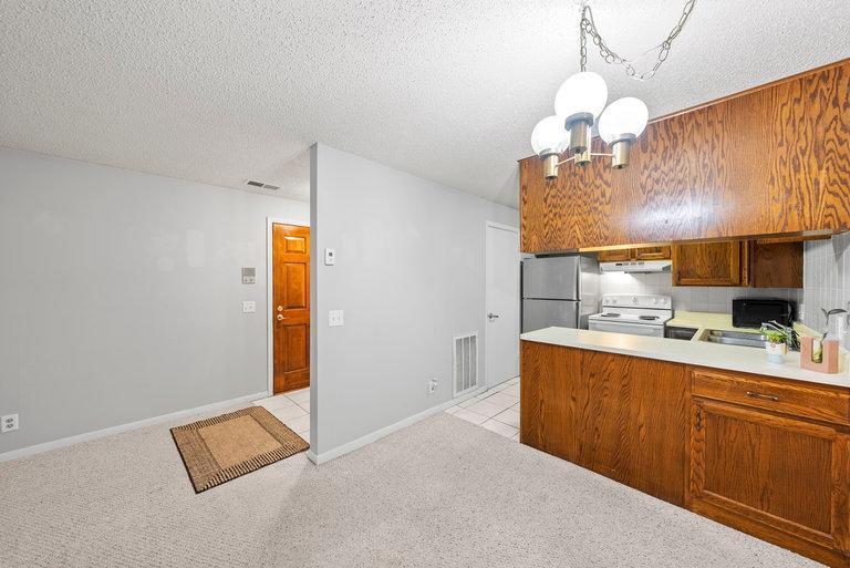 742 County Rd F West, Unit 1002 Shoreview, MN 55126 - Photo 15 of 31