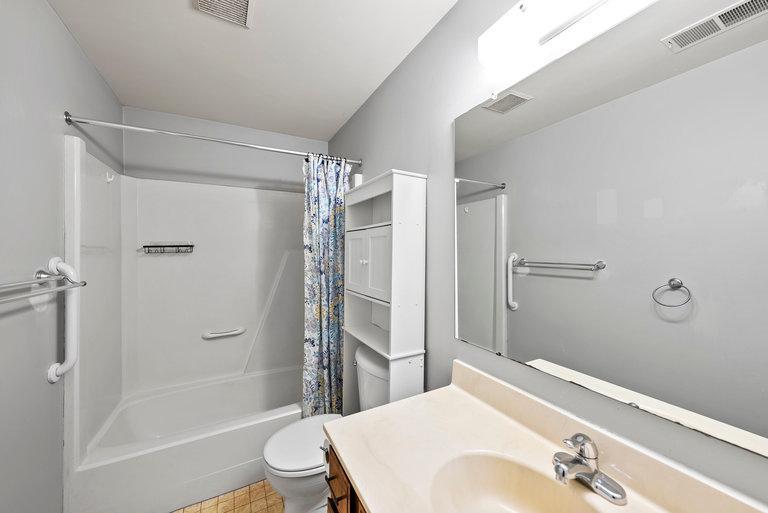 742 County Rd F West, Unit 1002 Shoreview, MN 55126 - Photo 16 of 31