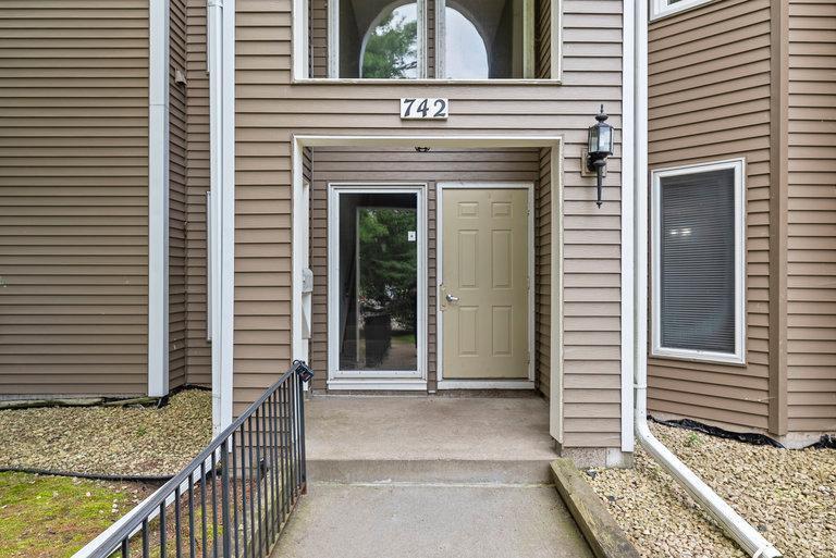 742 County Rd F West, Unit 1002 Shoreview, MN 55126 - Photo 25 of 31