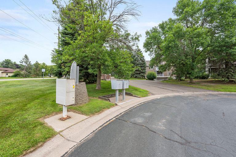 742 County Rd F West, Unit 1002 Shoreview, MN 55126 - Photo 30 of 31