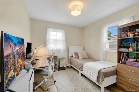 $799,999 | 115 Young Avenue, Yonkers, NY 10710