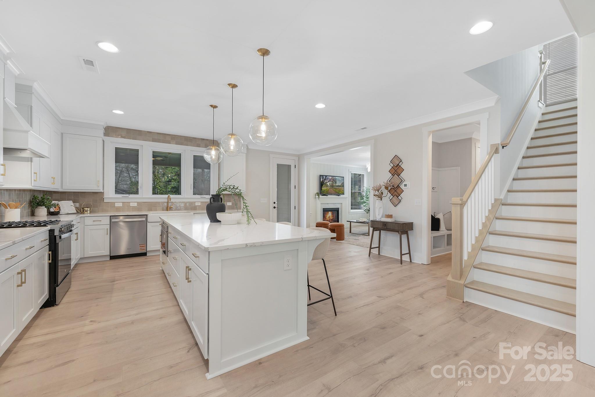 109 Seldon Drive Charlotte, NC 28216 - Photo 11 of 35