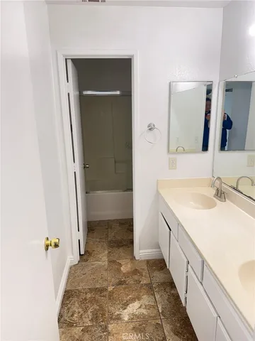 $2,500 | 14325 Tawney Ridge Lane, Victorville, CA 92394