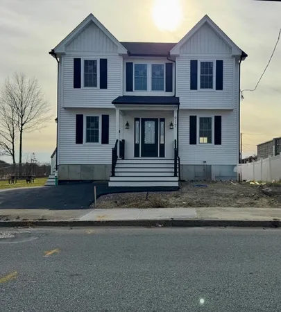 $529,900 | 917 Dwelly Street, Fall River, MA 02724