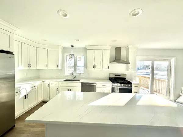 $529,900 | 917 Dwelly Street, Fall River, MA 02724