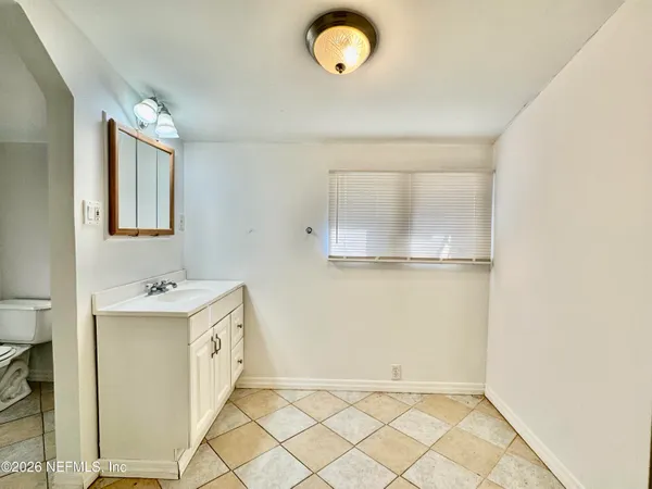 $1,900 | 2057 Glen Gardner Drive, Jacksonville, FL 32246