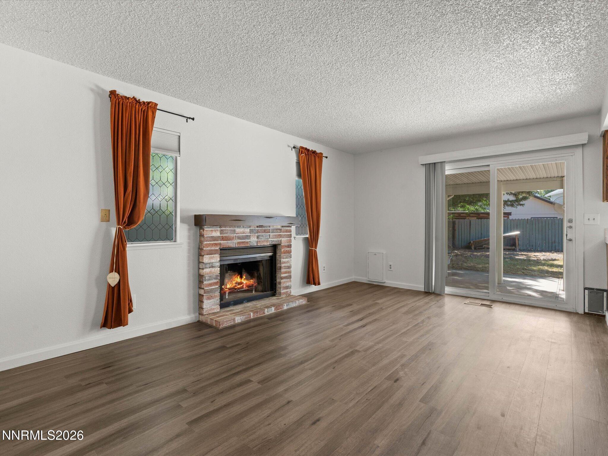 2714 Perro Court Reno, NV 89502 - Photo 7 of 31 Family Room - Back slider