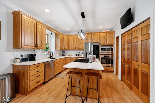 $868,000 | 1020 Sunset Bay, Cicero, IN 46034