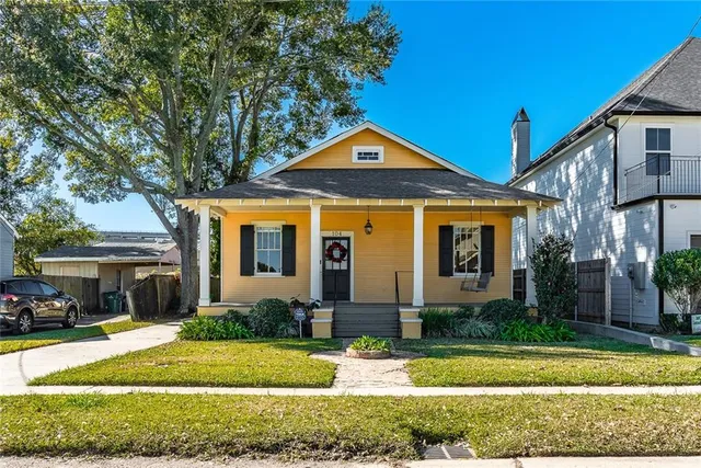 $299,000 | 104 Jefferson Heights Avenue, New Orleans, LA 70121