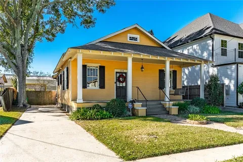 $299,000 | 104 Jefferson Heights Avenue, New Orleans, LA 70121