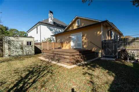 $299,000 | 104 Jefferson Heights Avenue, New Orleans, LA 70121