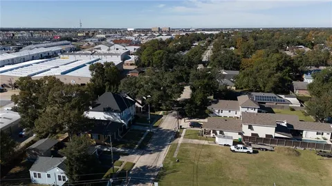 $299,000 | 104 Jefferson Heights Avenue, New Orleans, LA 70121