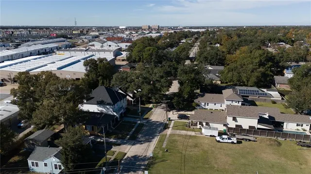 $299,000 | 104 Jefferson Heights Avenue, New Orleans, LA 70121