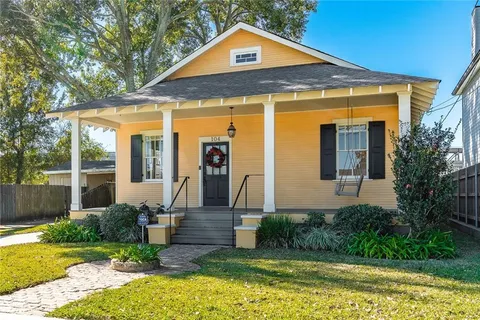 $299,000 | 104 Jefferson Heights Avenue, New Orleans, LA 70121