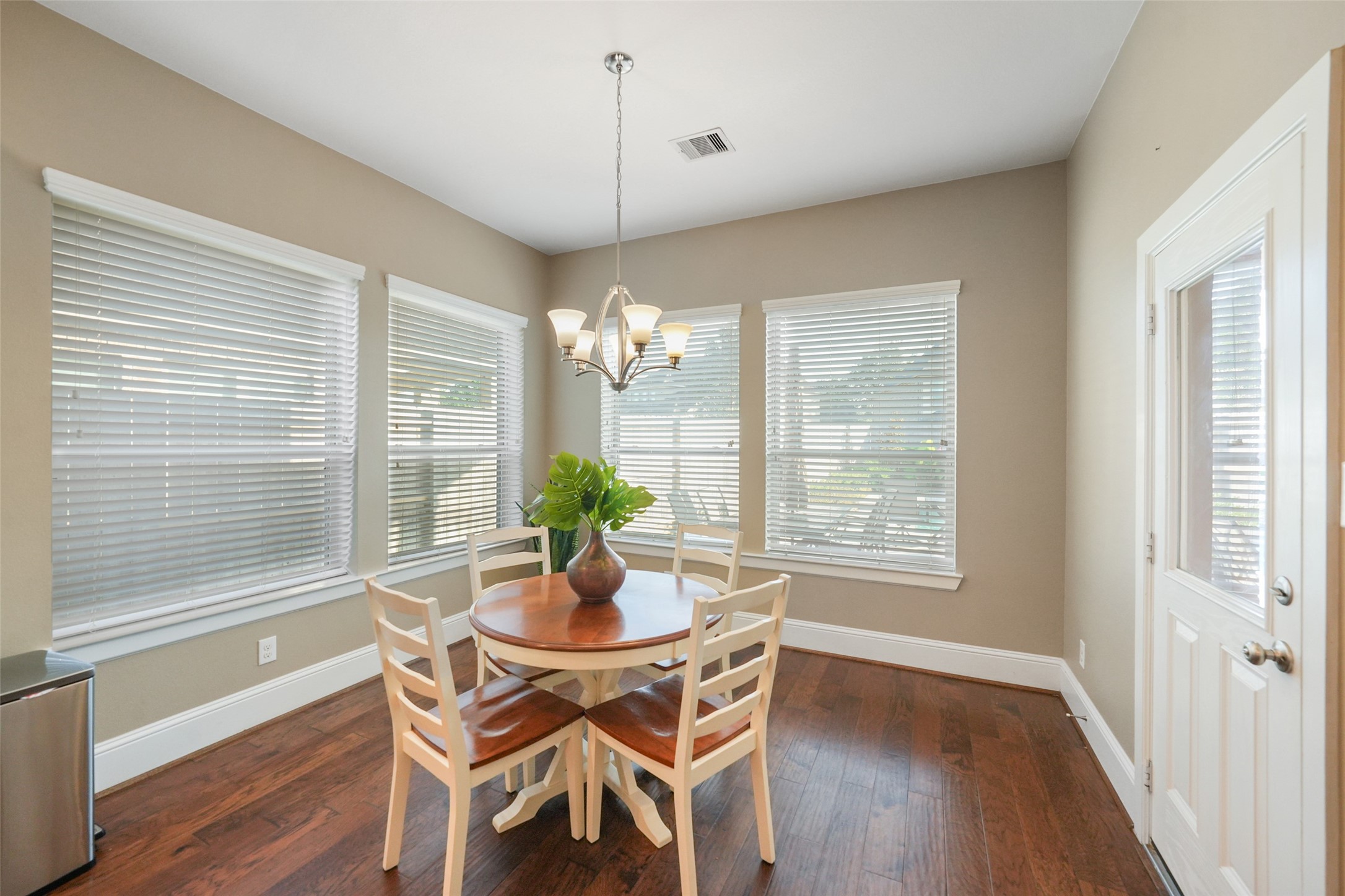 8206 Caroline Ridge Drive Humble, TX 77396 - Photo 17 of 45