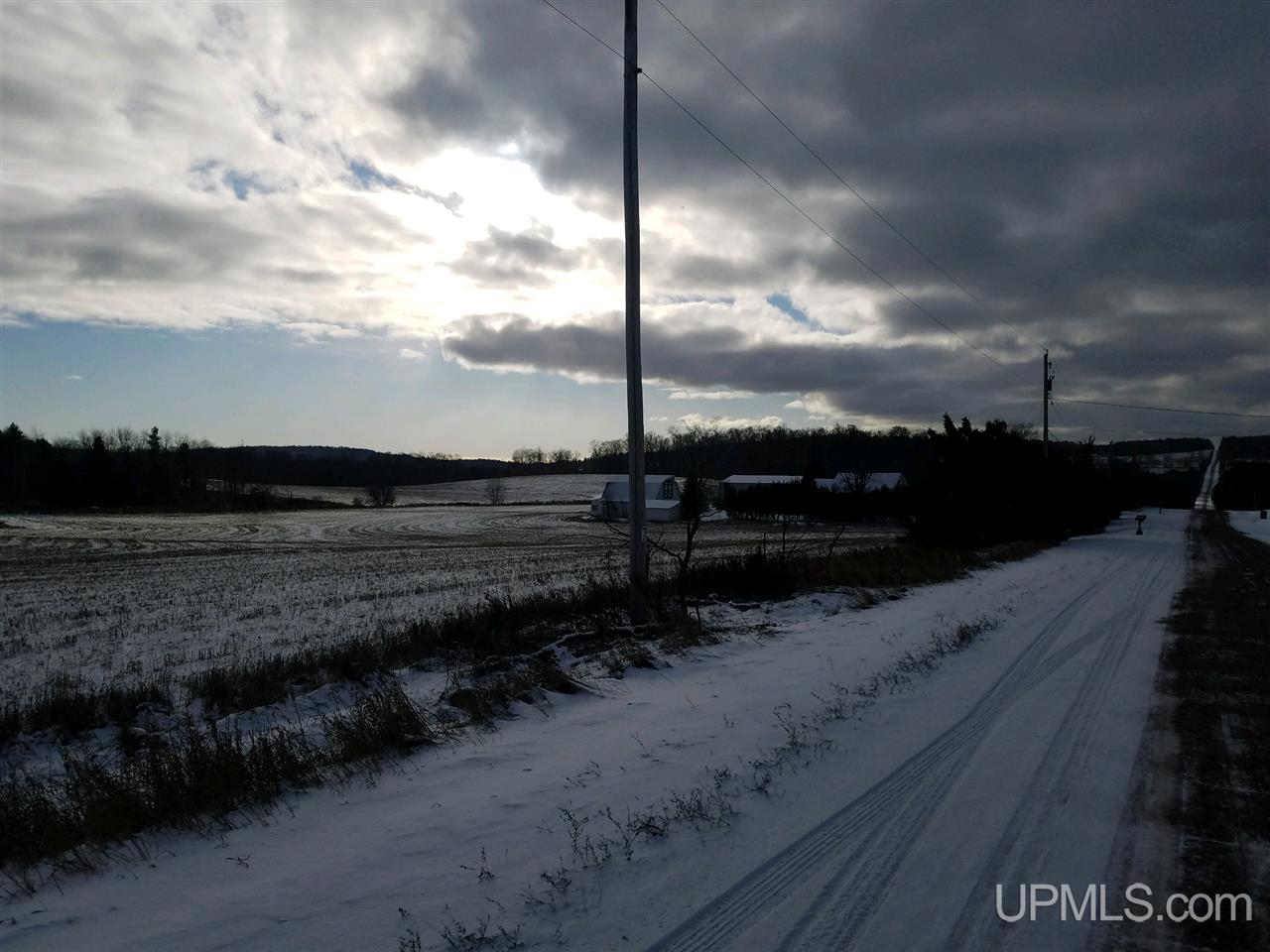 N2810 Valley View Road Norway, MI 49870 - Photo 7 of 24