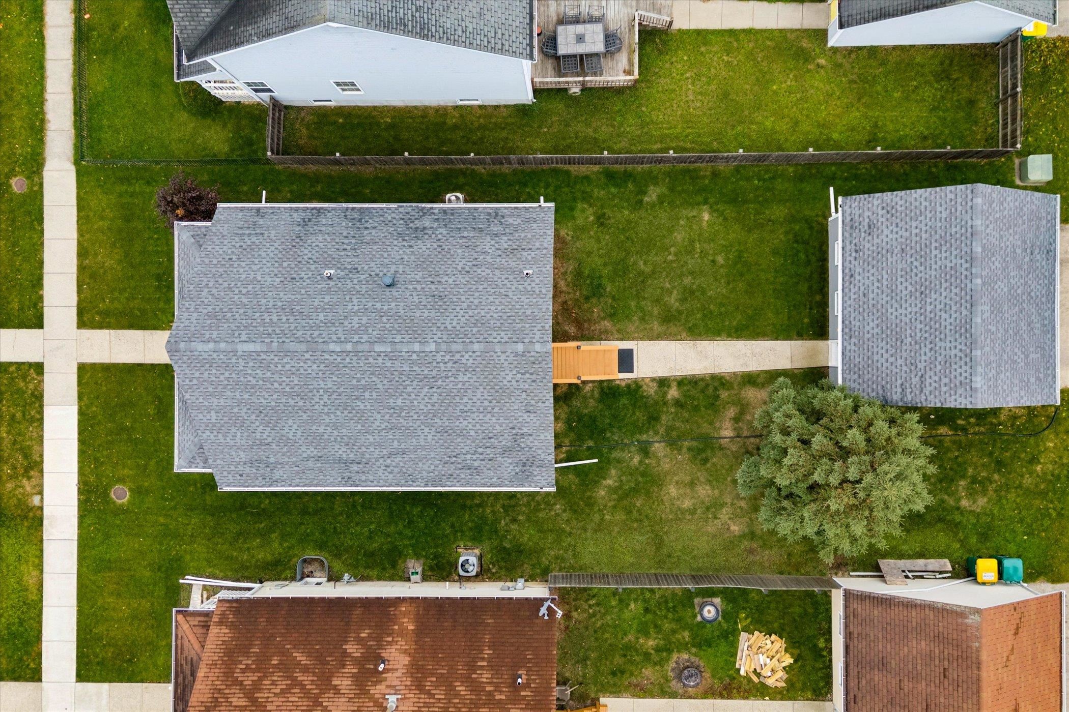 718 West Prospect Street Kirkland, IL 60146 - Photo 9 of 41 an aerial view of a house