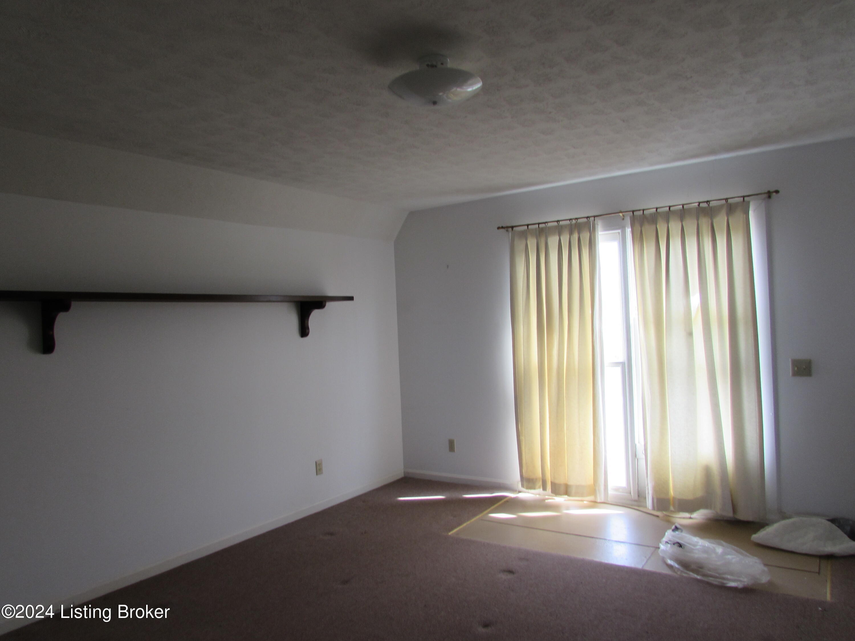 104 Fairground Lane Springfield, KY 40069 - Photo 26 of 29 IMG_1613